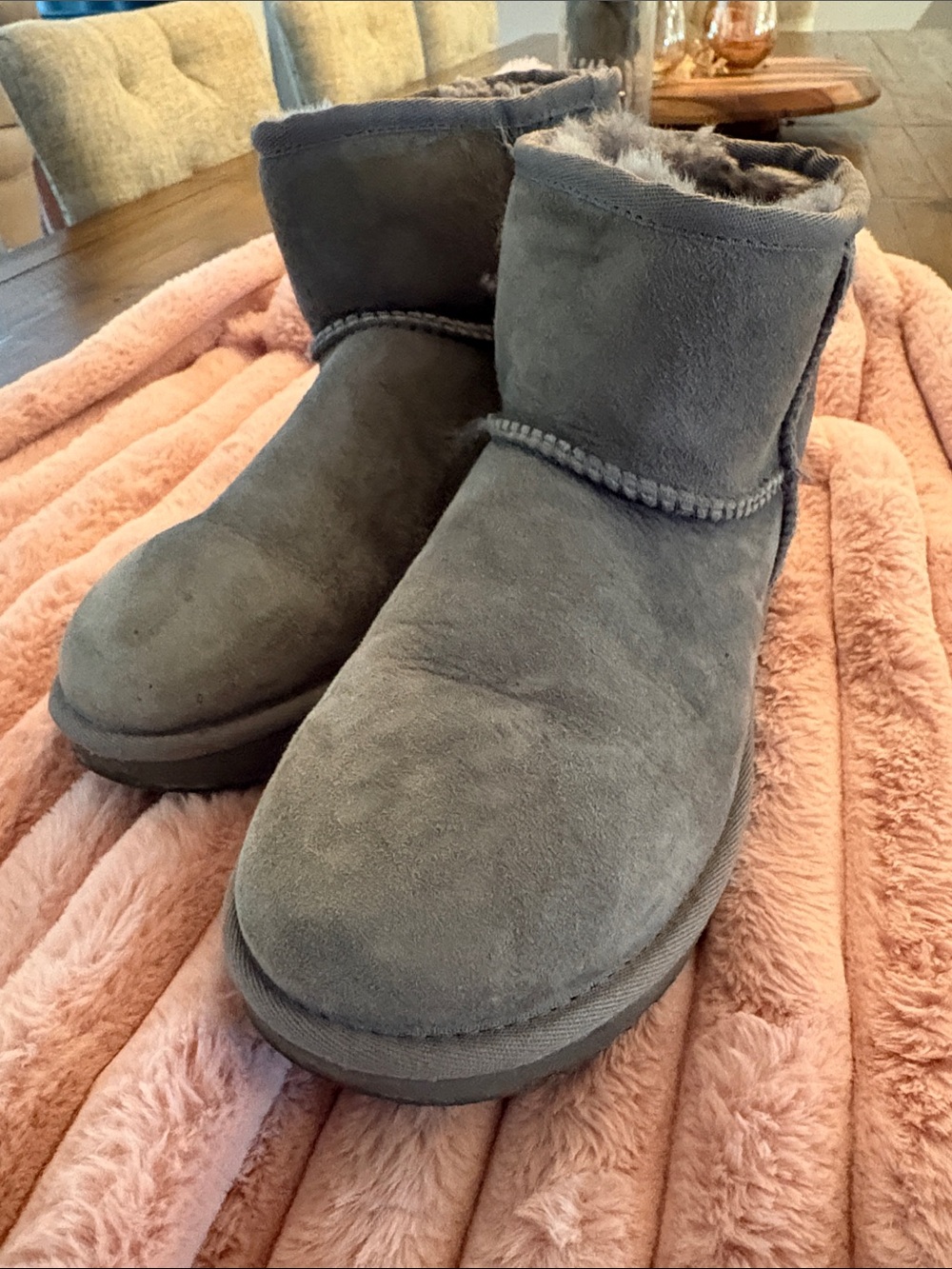 UGG Classic Short Suede Shearling Boots - Gray